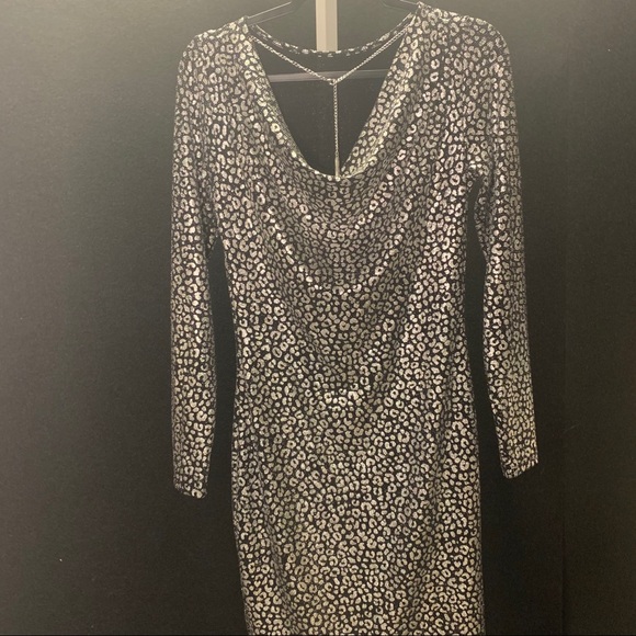MICHAEL KORS
Leopard-Print Dress - Picture 11 of 15